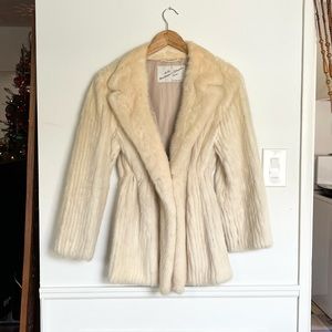 Vintage de la Montanya & Schroeder fur